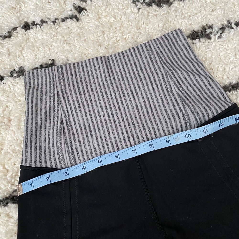 Lululemon Foldover Inversion Pants - Picture 8 of 15